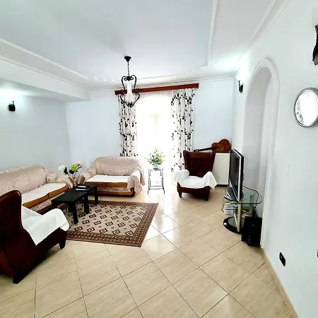 Hostel Luckyshine *