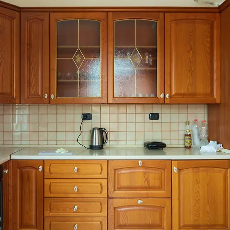 Luckyshine Hostel Vlorë