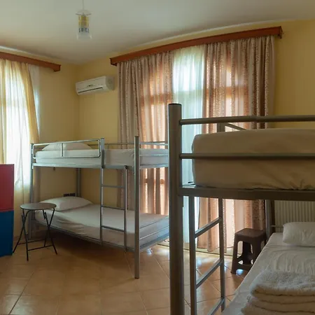 Hostel Luckyshine *