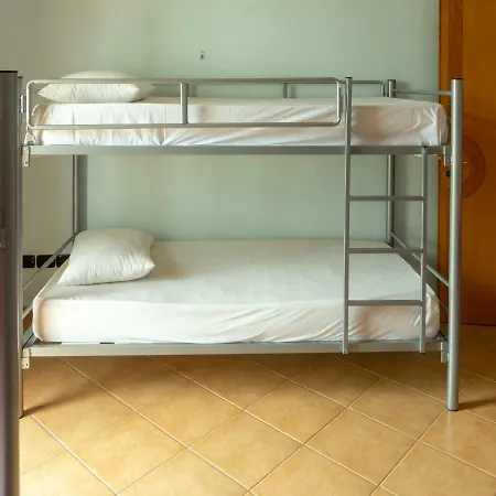 Hostel Luckyshine Vlorë