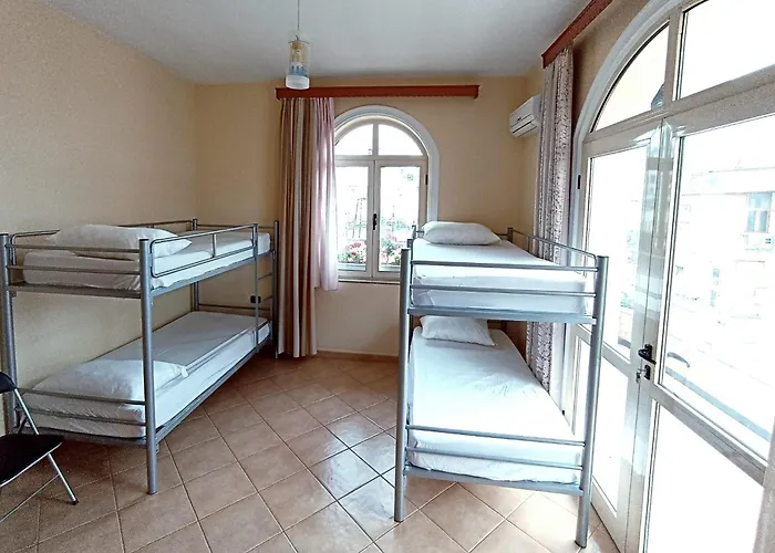 Luckyshine 호스텔 Vlorë