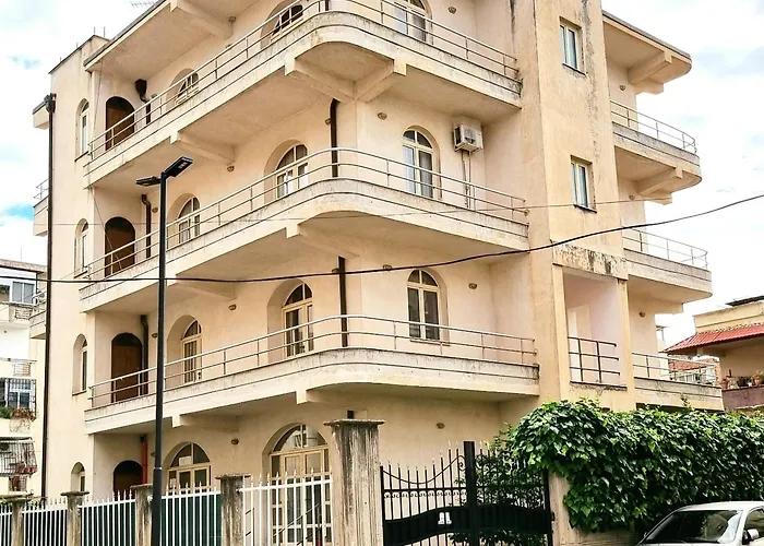 Luckyshine 호스텔 Vlorë