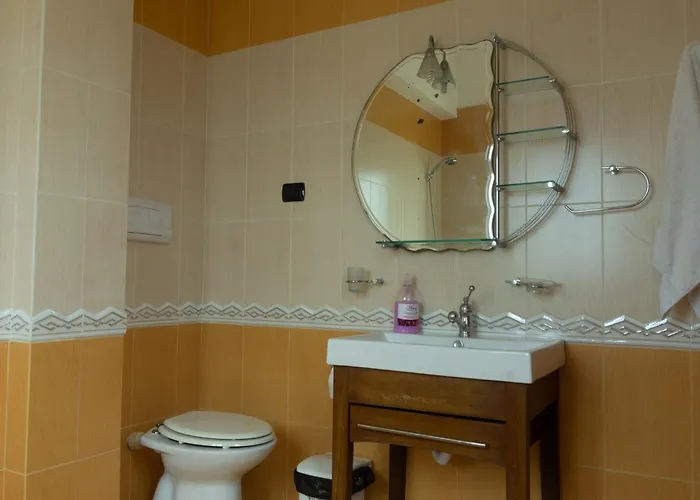 호스텔 Luckyshine Vlorë